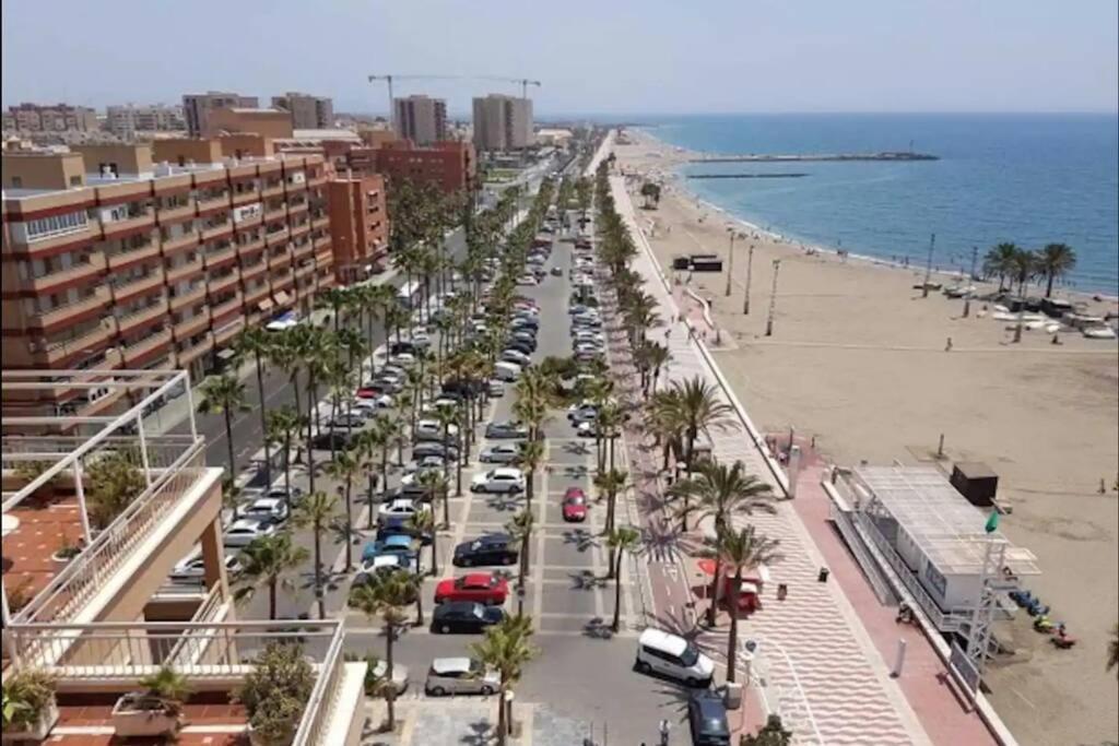 El Rinconcito Cubano En La Playa Lägenhet Almería Exteriör bild